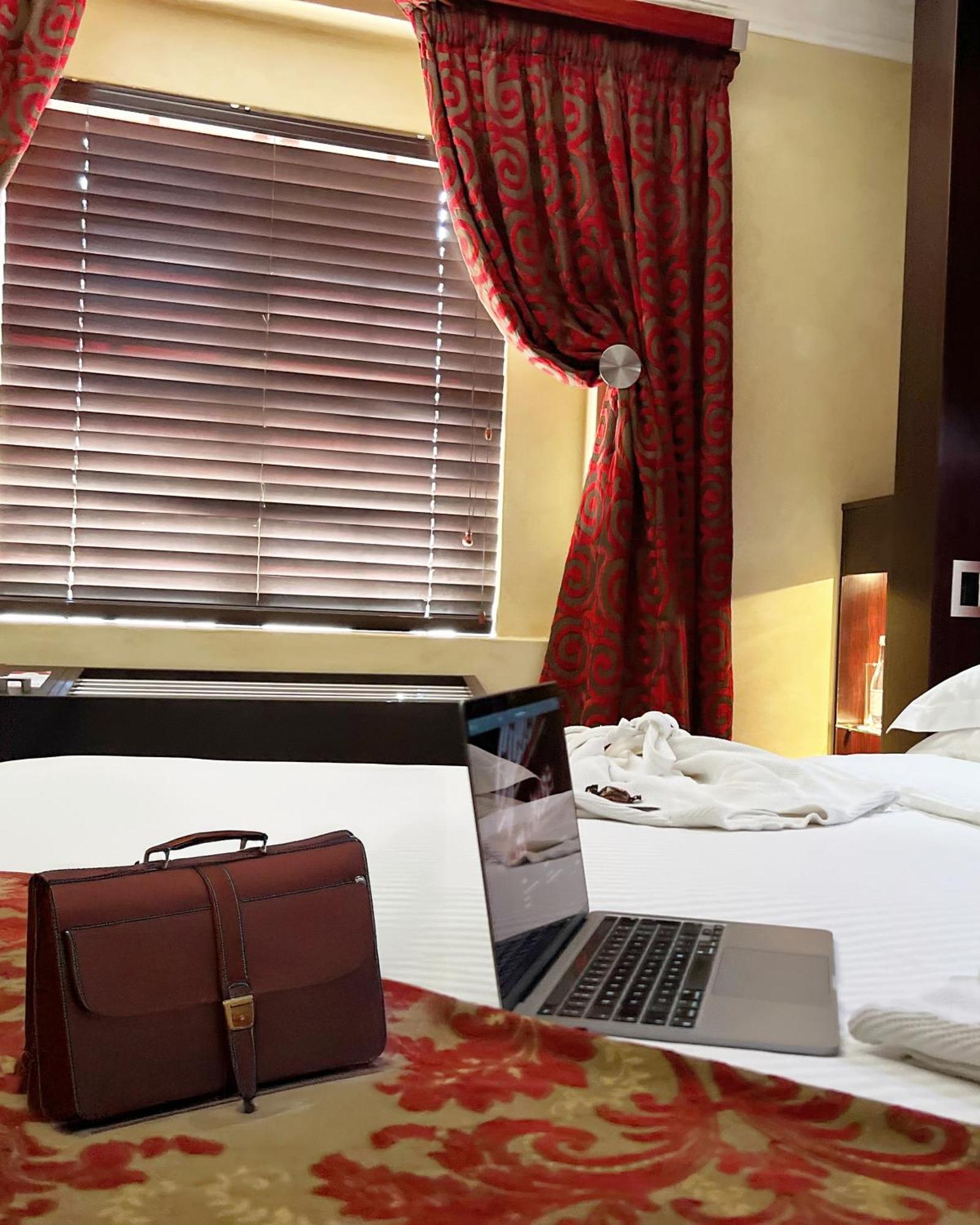 Cycad Guest House 폴로콰네 외부 사진